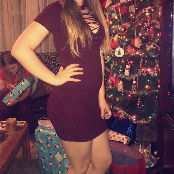 Dress - Picture 4 of 4